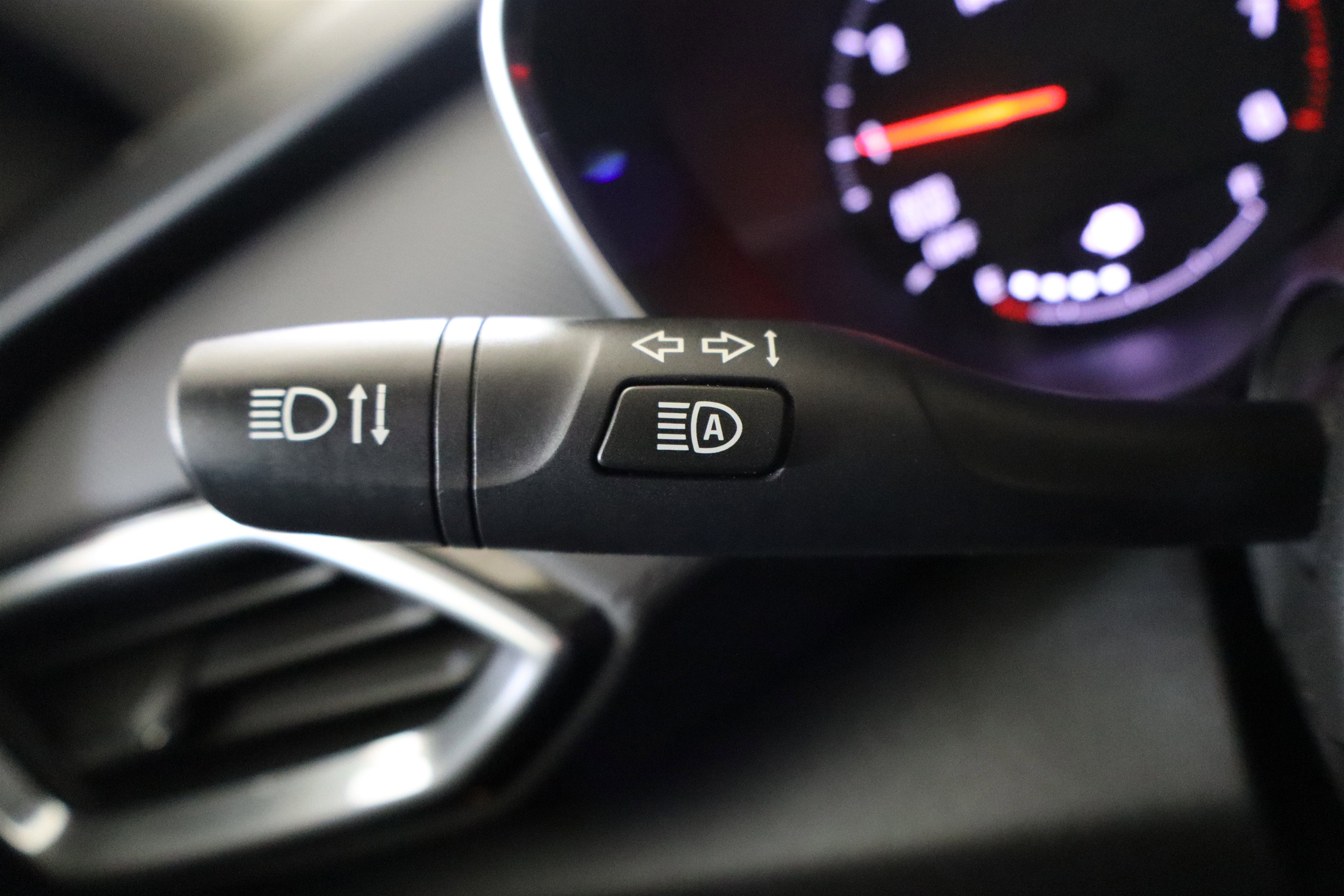 Used 2022 Chevrolet TrailBlazer LT w/ Convenience Package image 30