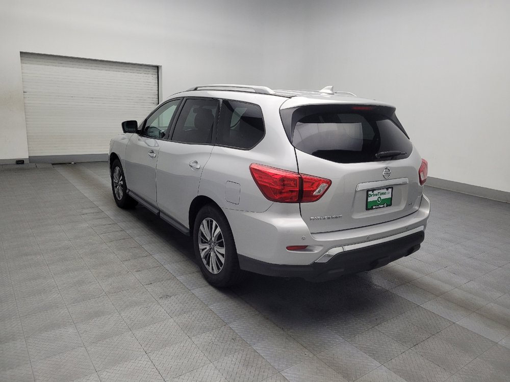 Used 2020 Nissan Pathfinder SL image 5