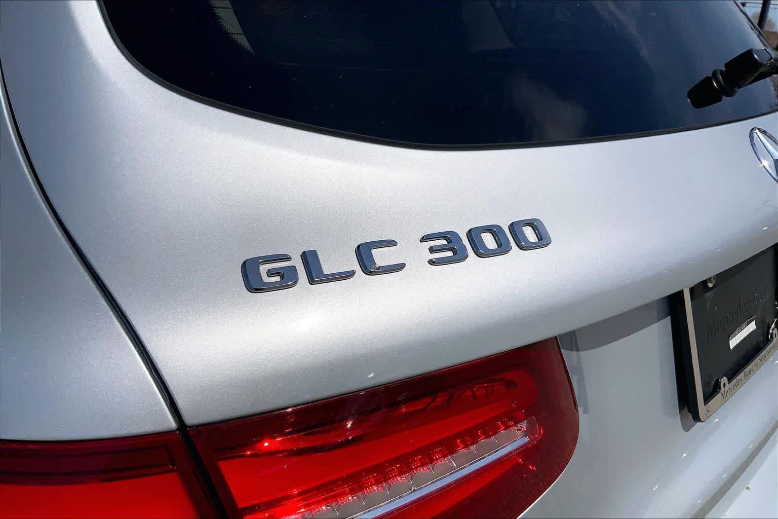 Used 2019 Mercedes-Benz GLC 300 4MATIC image 10