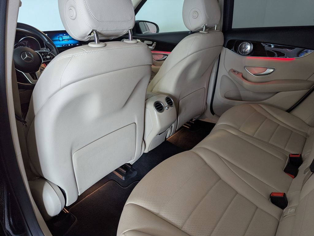 Used 2020 Mercedes-Benz GLC 300 image 31
