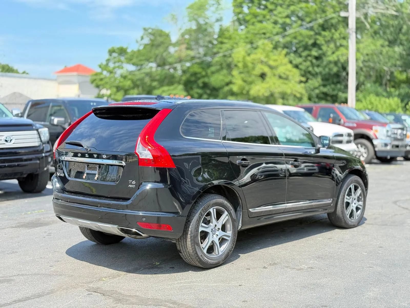 Used 2015 Volvo XC60 T6 Platinum AWD/4WD image 7