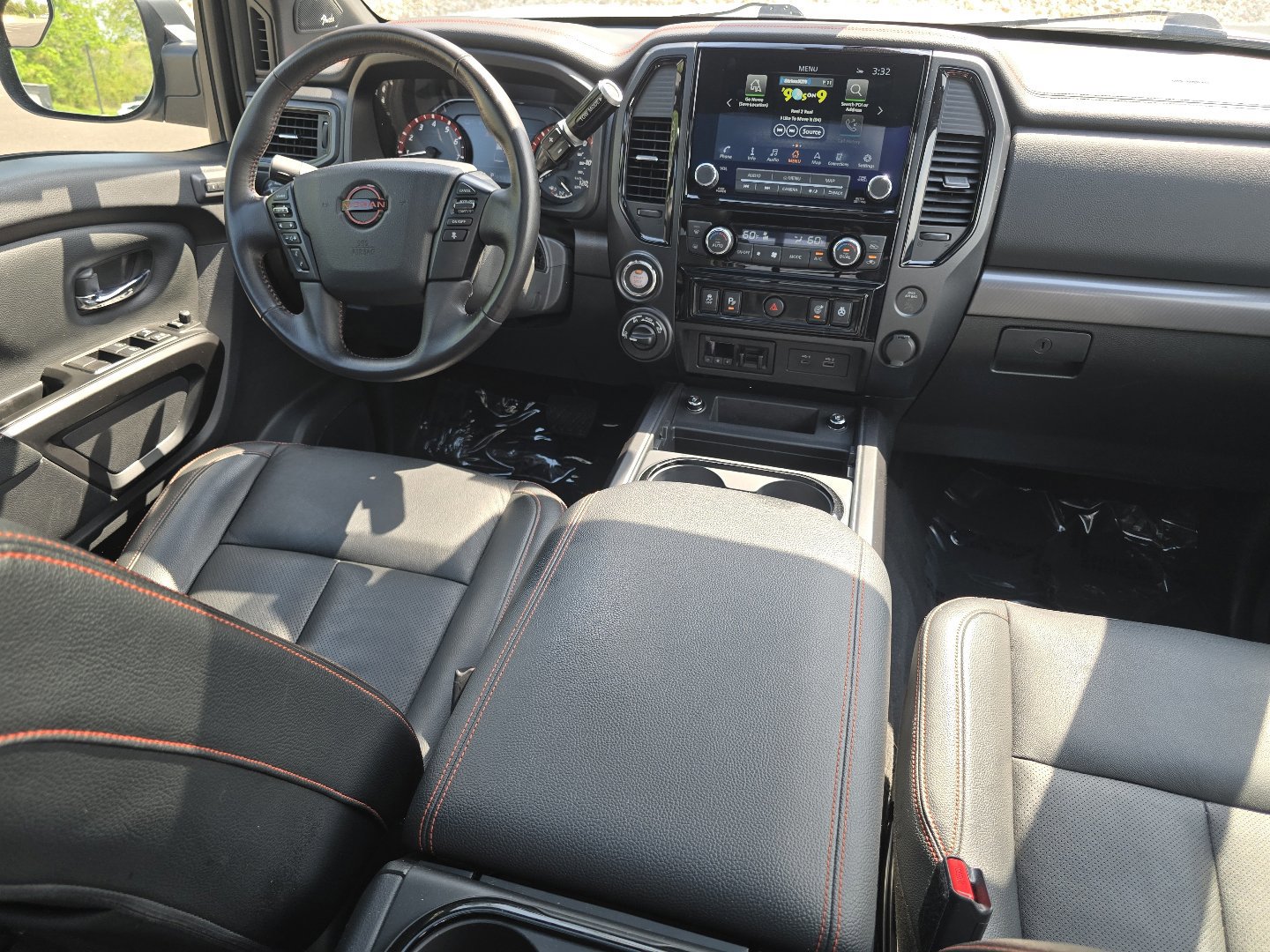 Used 2023 Nissan Titan PRO-4X w/ Pro-4x Convenience Package AWD/4WD image 38