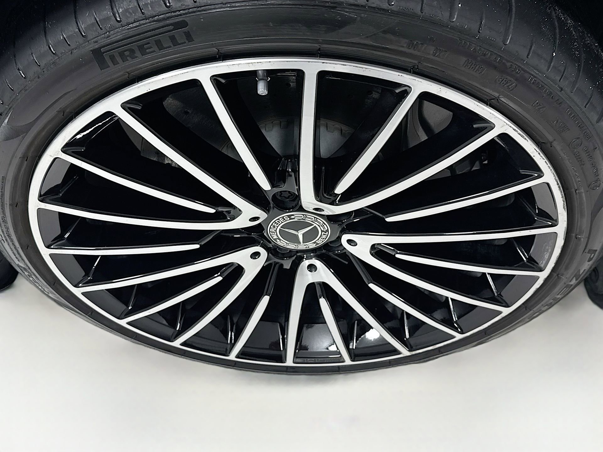 Used 2024 Mercedes-Benz S 580 4MATIC Sedan image 34