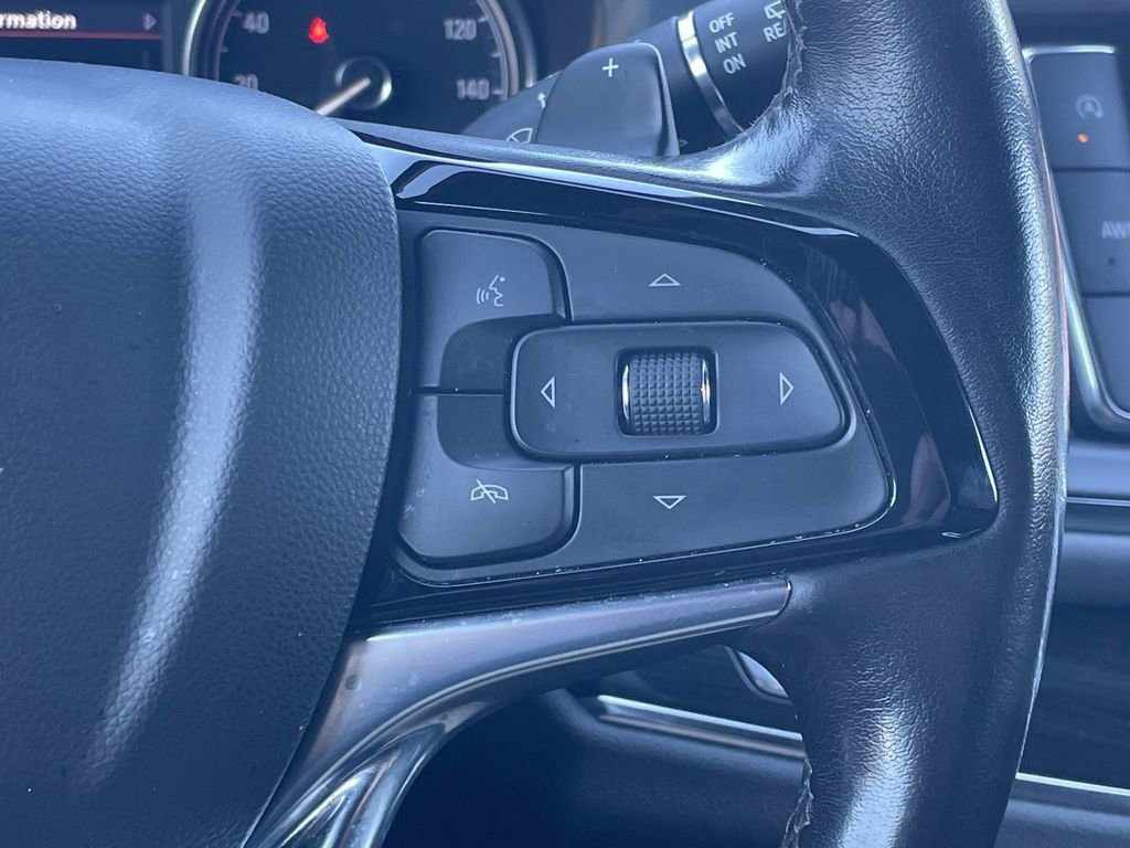 Used 2022 Buick Enclave Essence w/ Experience Buick Package image 31