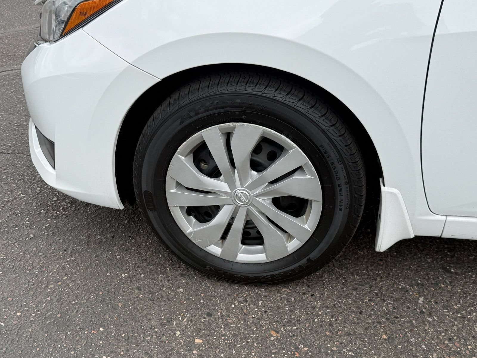 Used 2025 Nissan Versa S w/ Trunk Package FWD image 11