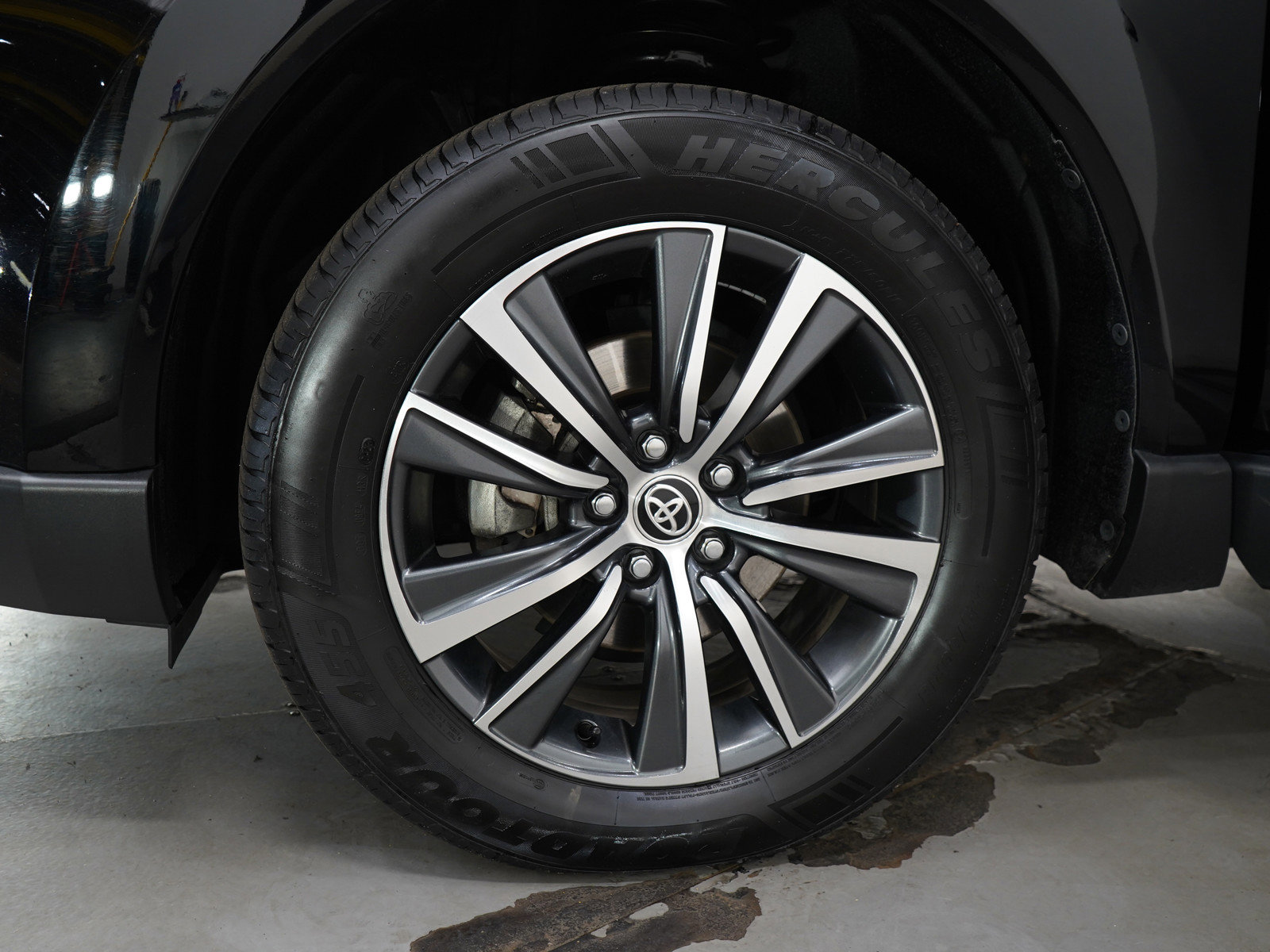 Used 2021 Toyota Venza LE w/ Carpet Mat Package (TMS) AWD/4WD image 30