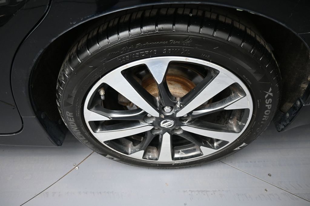 Used 2018 Nissan Altima 2.5 SR FWD image 15