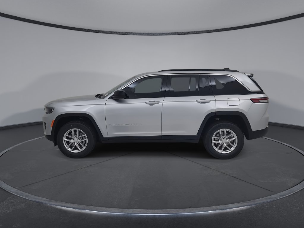 New 2026 Jeep Grand Cherokee Laredo X AWD/4WD image 9