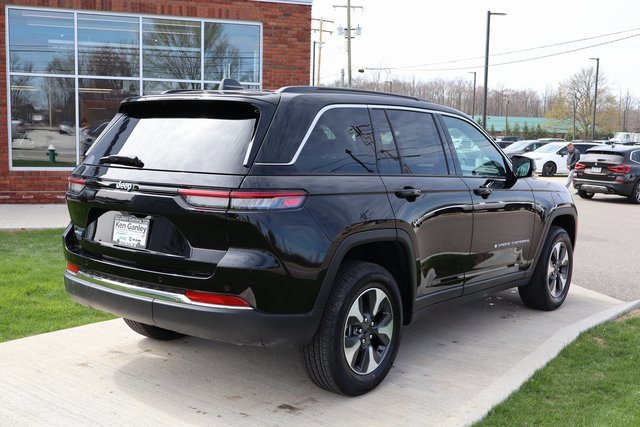 New 2025 Jeep Grand Cherokee Limited 4xe image 27