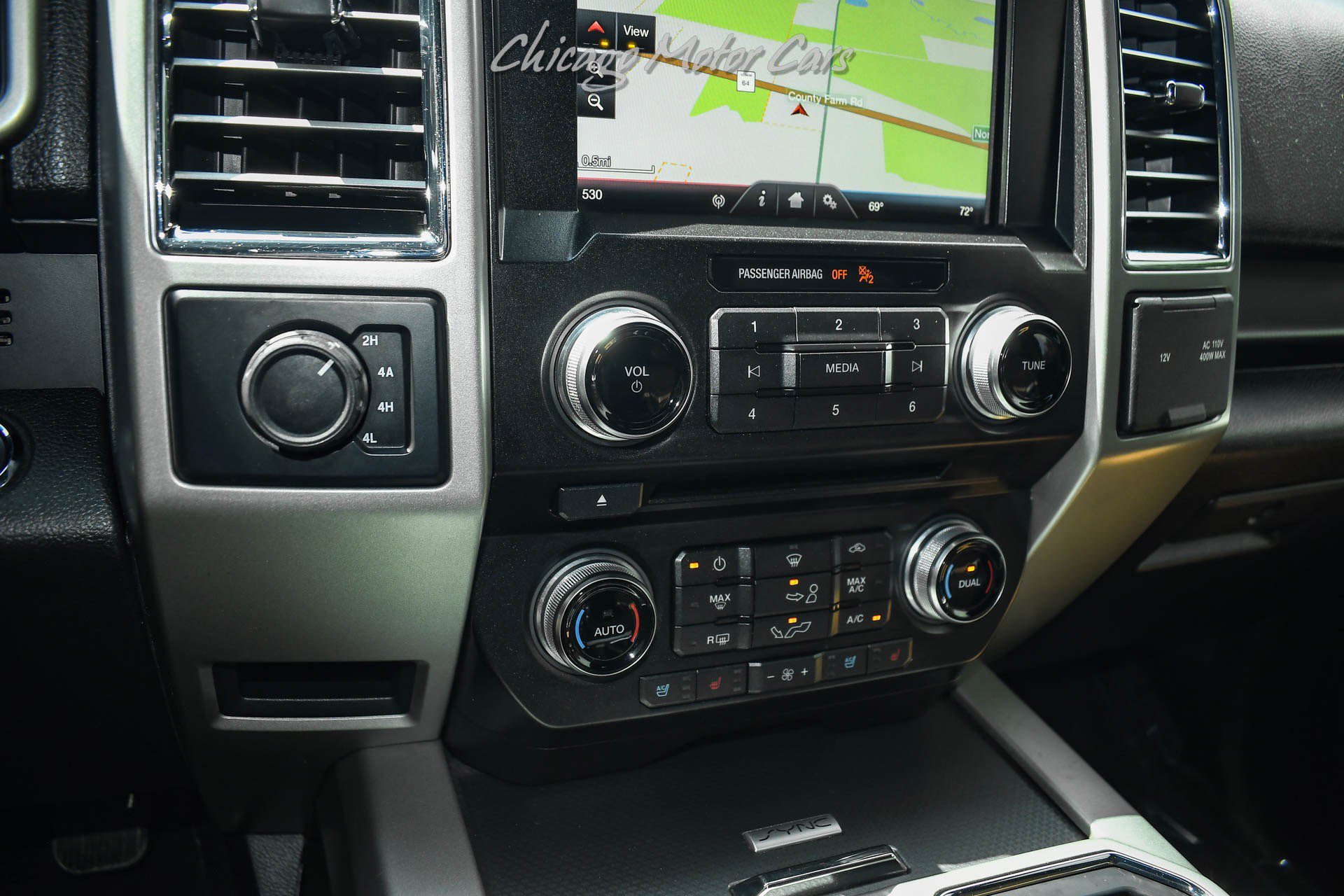 Used 2015 Ford F150 Lariat w/ Equipment Group 502A Luxury AWD/4WD image 16