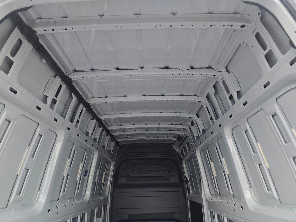New 2025 Mercedes-Benz eSprinter 170 Cargo image 20