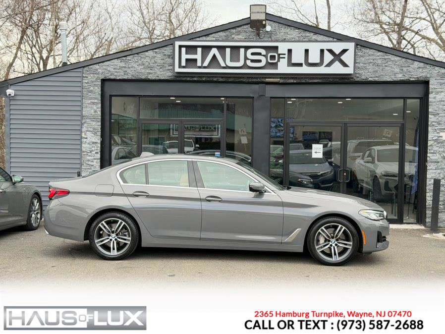 Used 2022 BMW 530i xDrive w/ Premium Package AWD/4WD image 16