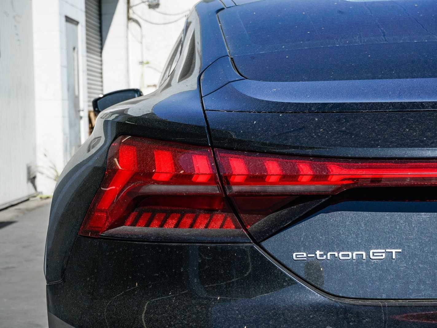 Used 2024 Audi e-tron GT Premium Plus image 9