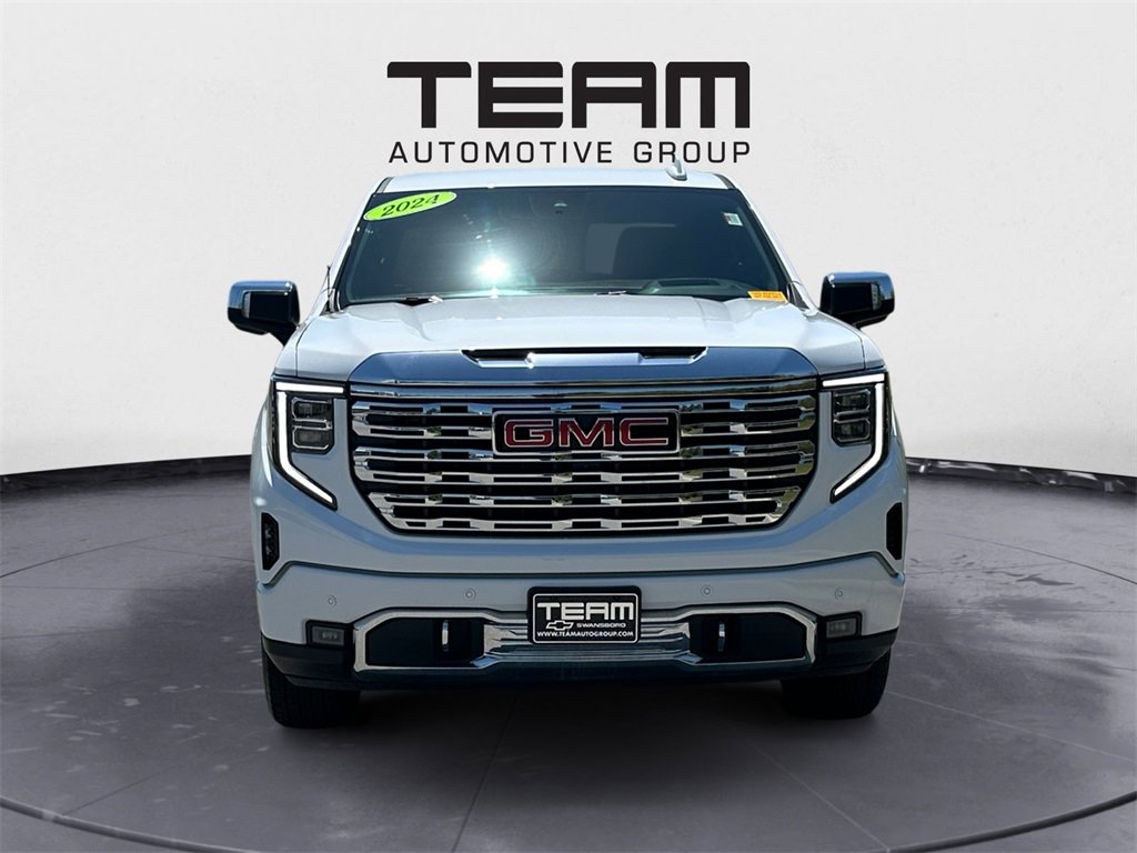 Used 2024 GMC Sierra 1500 Denali w/ Technology Package image 2
