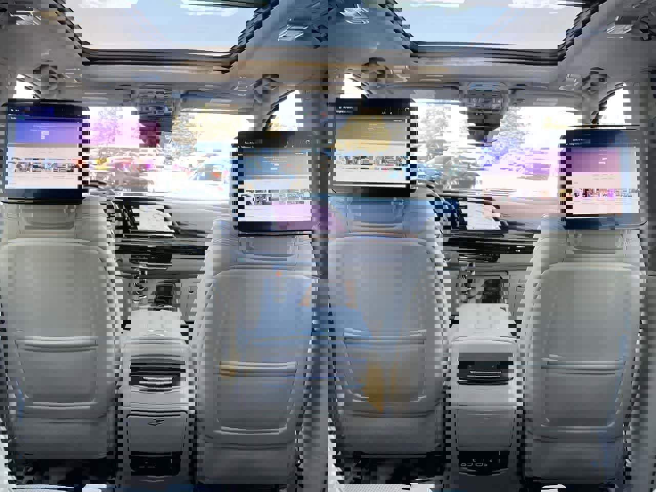 Certified 2024 Cadillac Escalade Sport Platinum w/ LPO, ONYX Package image 23