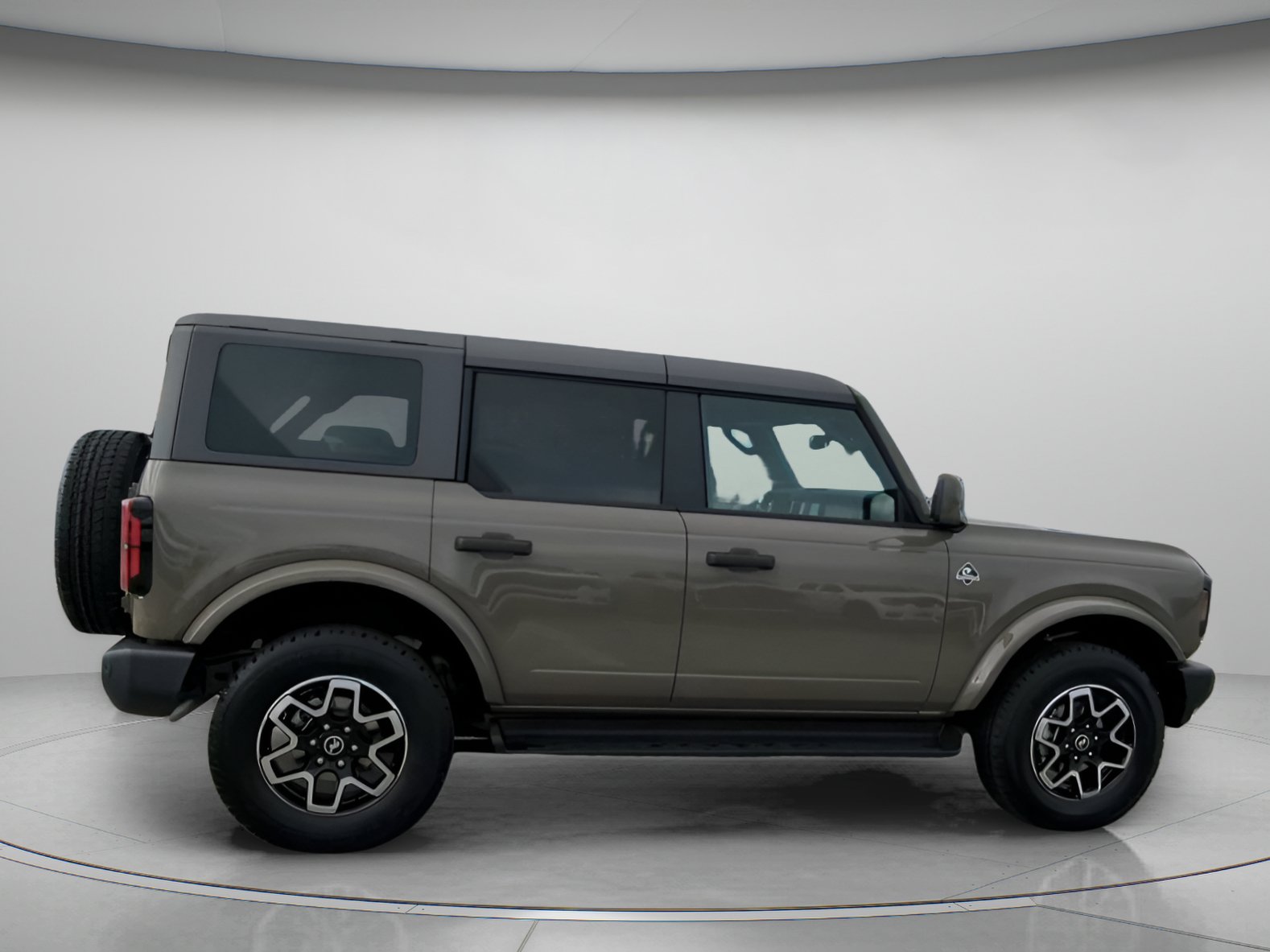 New 2026 Ford Bronco Outer Banks AWD/4WD image 34