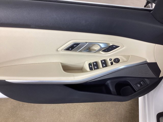 Used 2019 BMW 330i xDrive Sedan w/ Premium Package AWD/4WD image 11