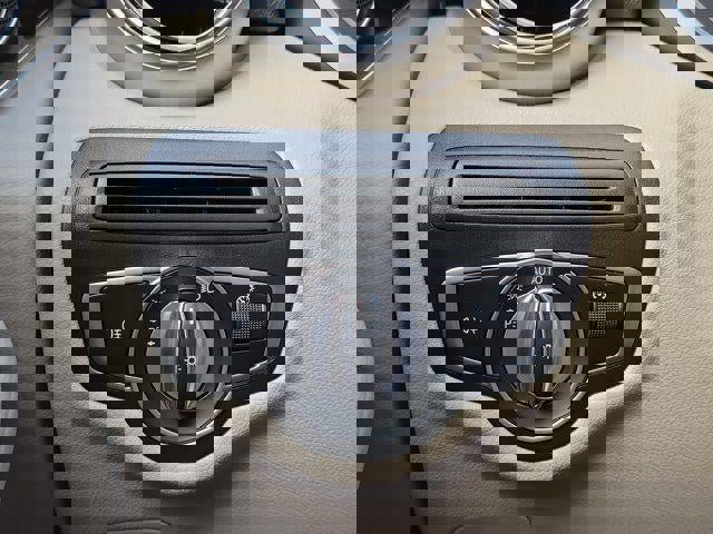 Used 2022 Mercedes-Benz GLC 300 image 25