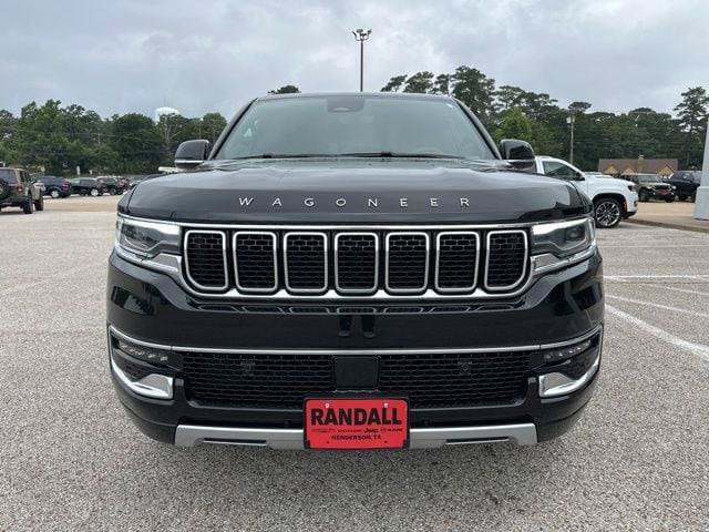 Certified 2024 Jeep Wagoneer Series II w/ Flexible Seating Group RWD image 2