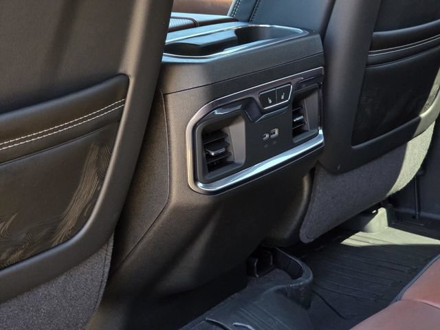 Used 2026 GMC Sierra 3500 Denali Ultimate AWD/4WD image 43