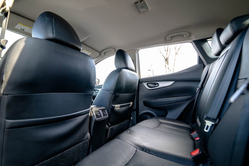 Used 2020 Nissan Rogue Sport SL image 31