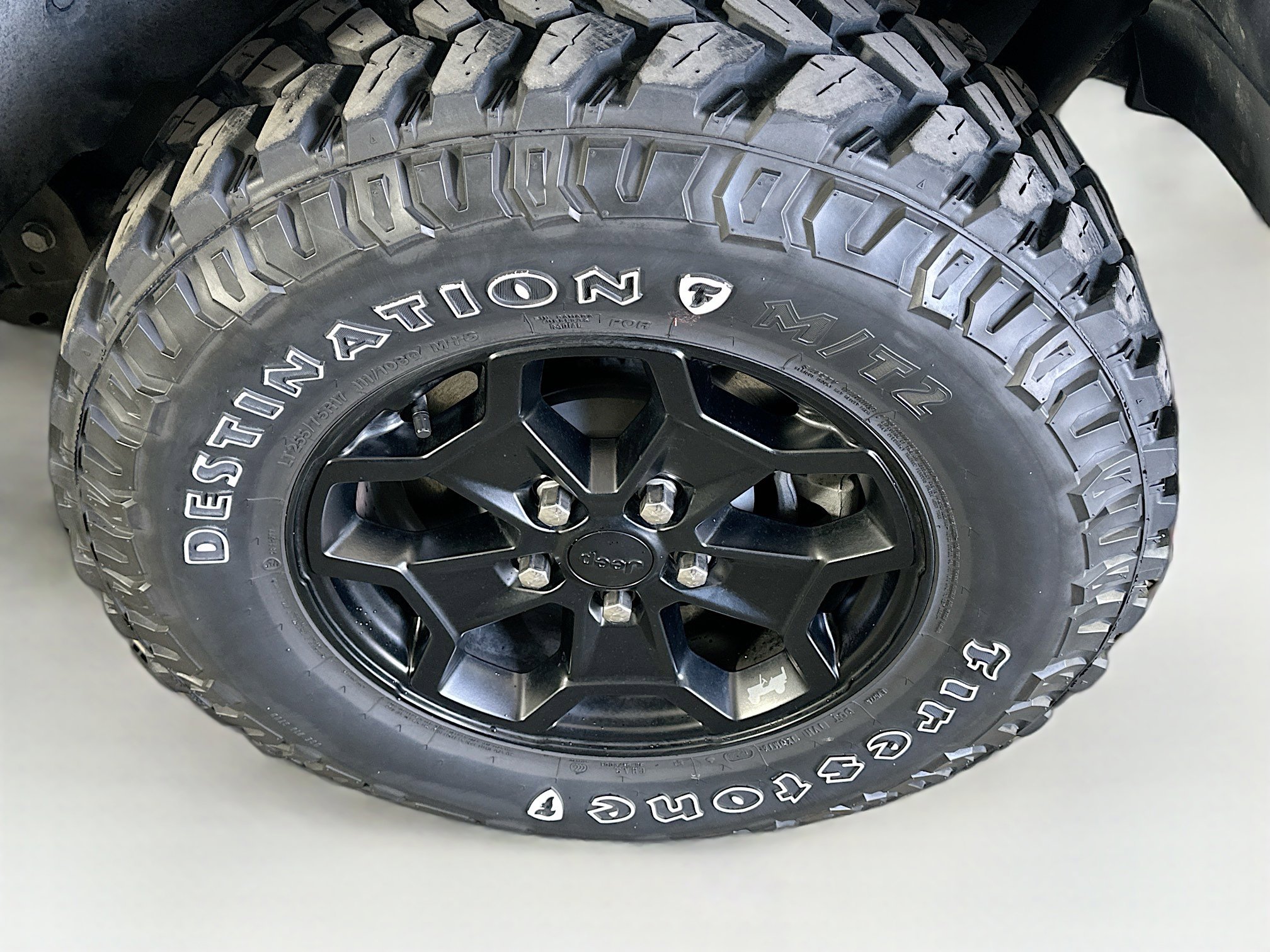 Used 2023 Jeep Wrangler Unlimited w/ Cold Weather Group image 11