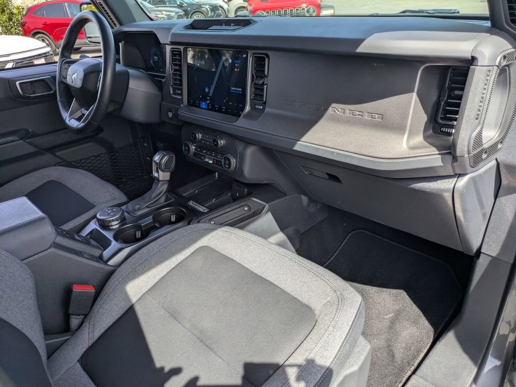 Used 2025 Ford Bronco Big Bend image 30