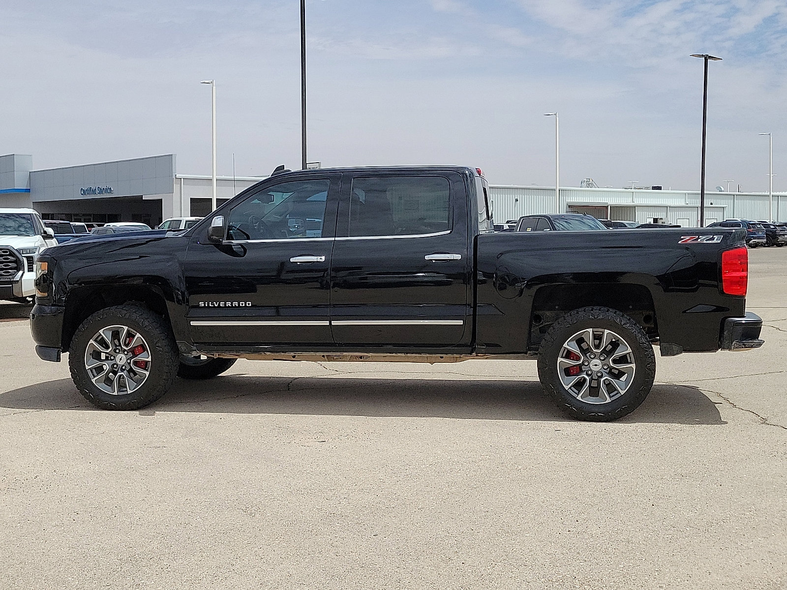 Used 2016 Chevrolet Silverado 1500 LTZ Z71 w/ LPO, Off-Road Sport Package AWD/4WD image 2