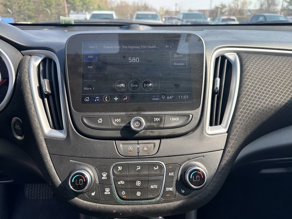 Used 2023 Chevrolet Malibu LT image 17