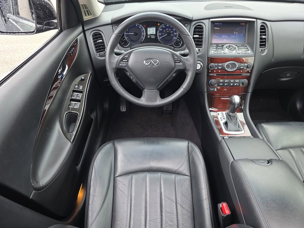 Used 2016 INFINITI QX50 AWD w/ Deluxe Touring Package image 2