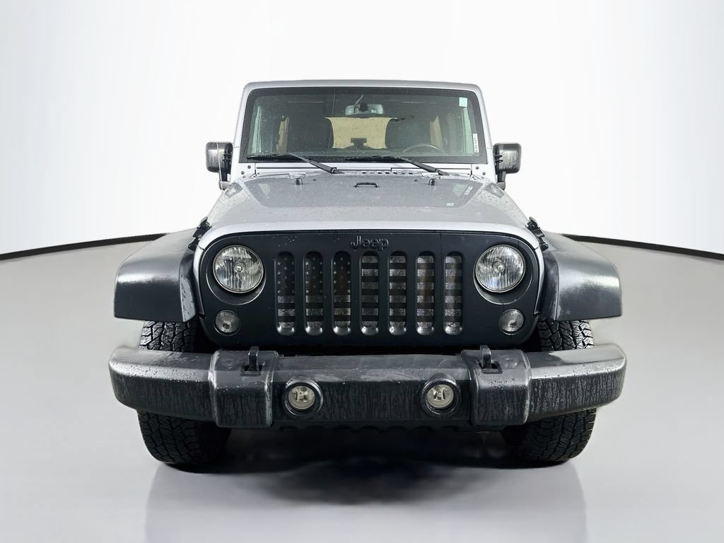Used 2015 Jeep Wrangler Unlimited Rubicon AWD/4WD image 2