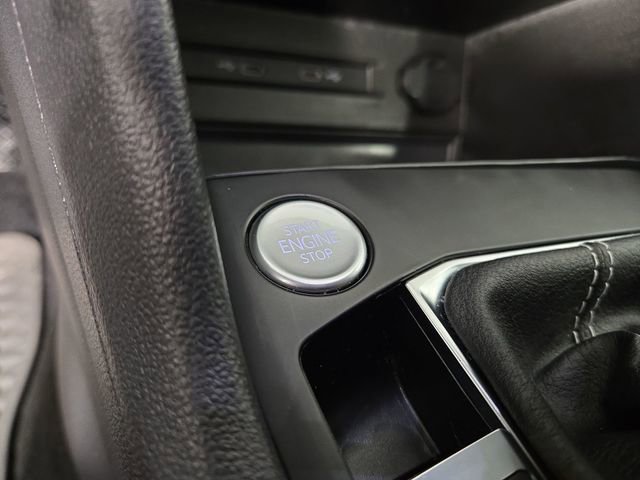 Used 2022 Volkswagen Taos SE image 24