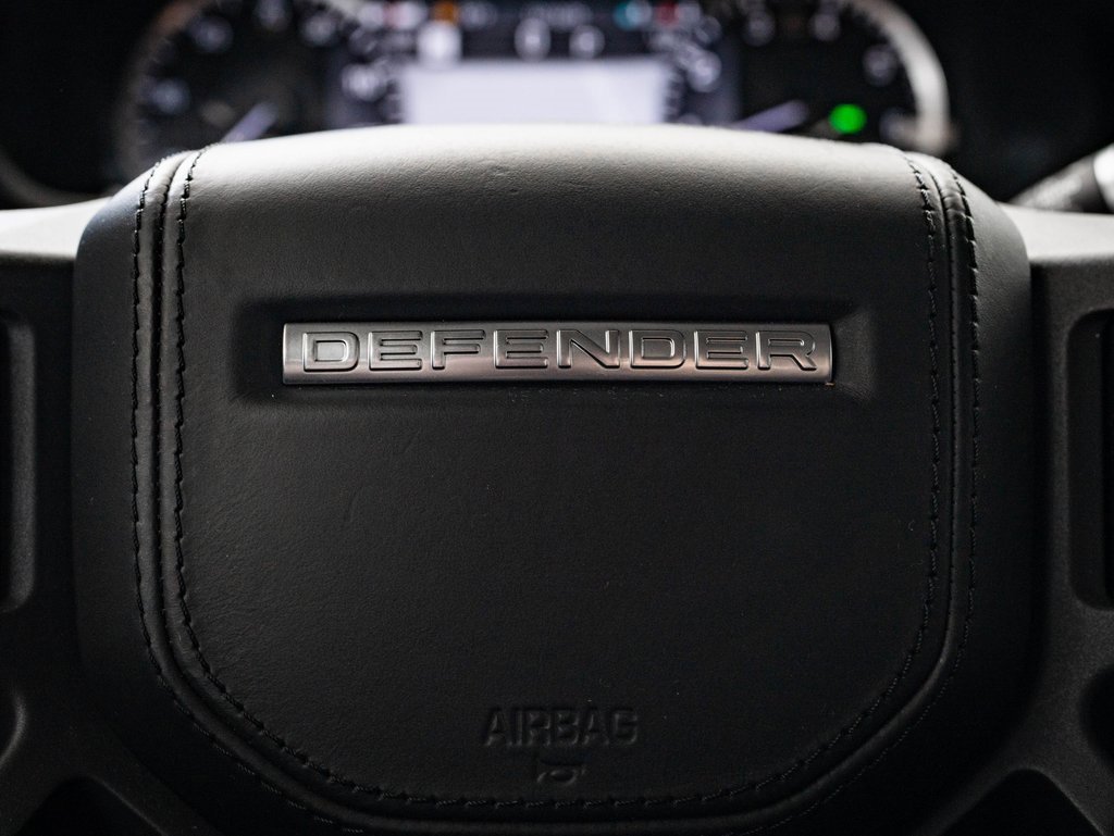 Used 2023 Land Rover Defender 110 X-Dynamic SE image 36
