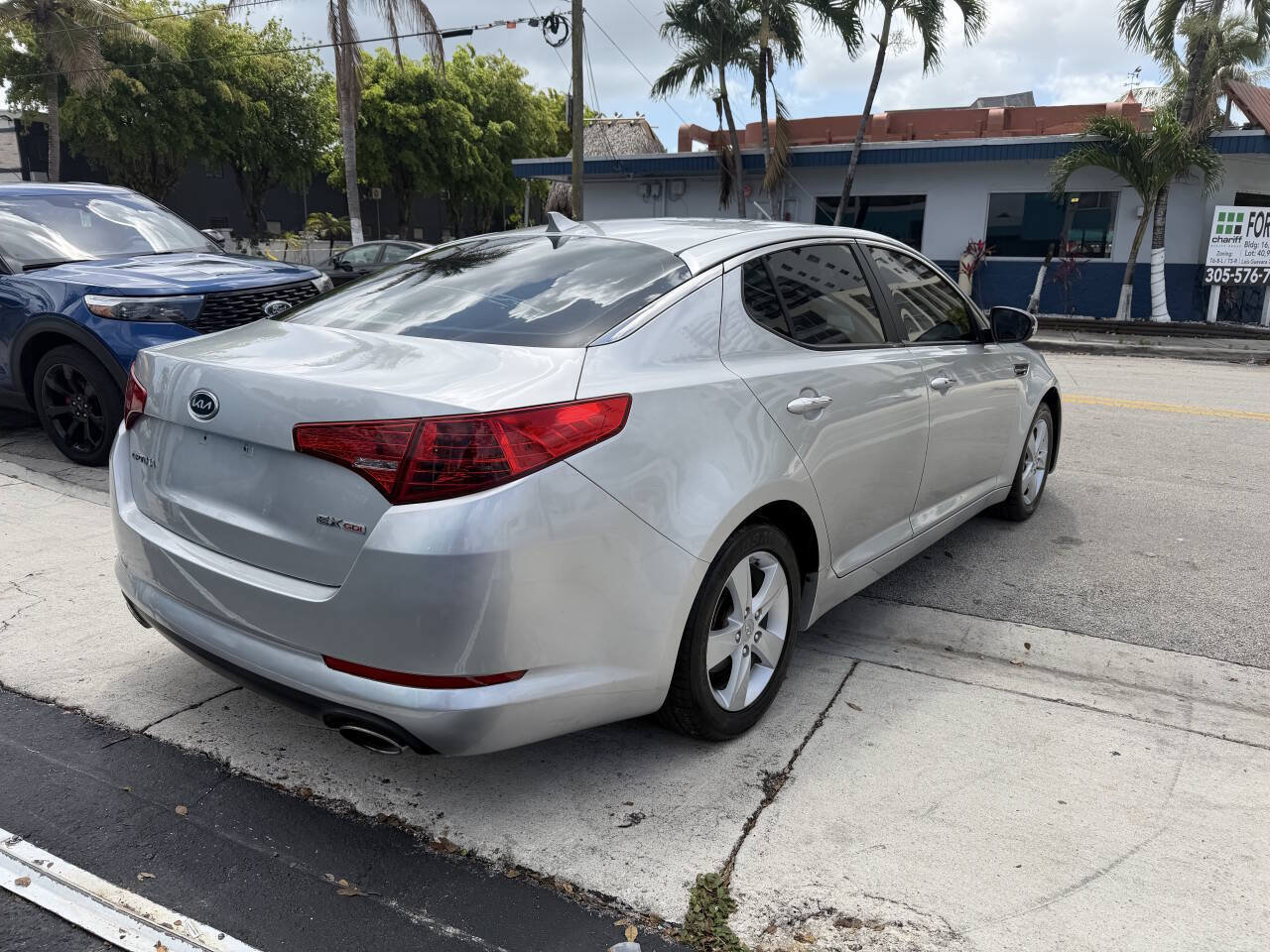 Used 2012 Kia Optima EX FWD image 7