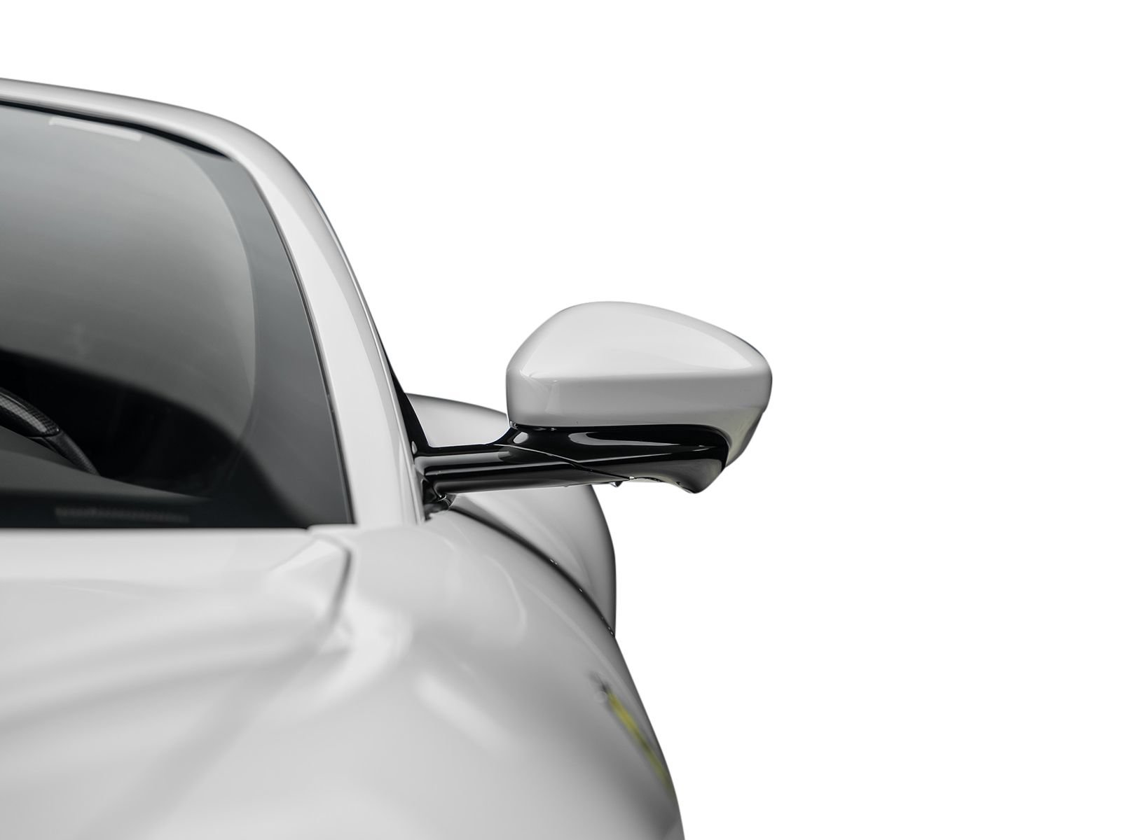 Used 2021 Ferrari Roma RWD image 9