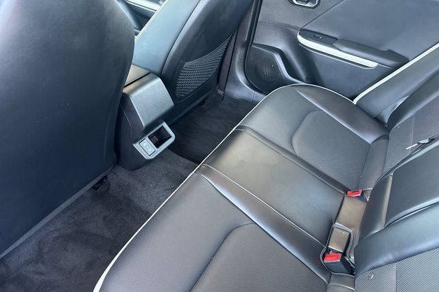 Used 2025 Kia K4 GT-Line w/ GT-Line Premium Package FWD image 12