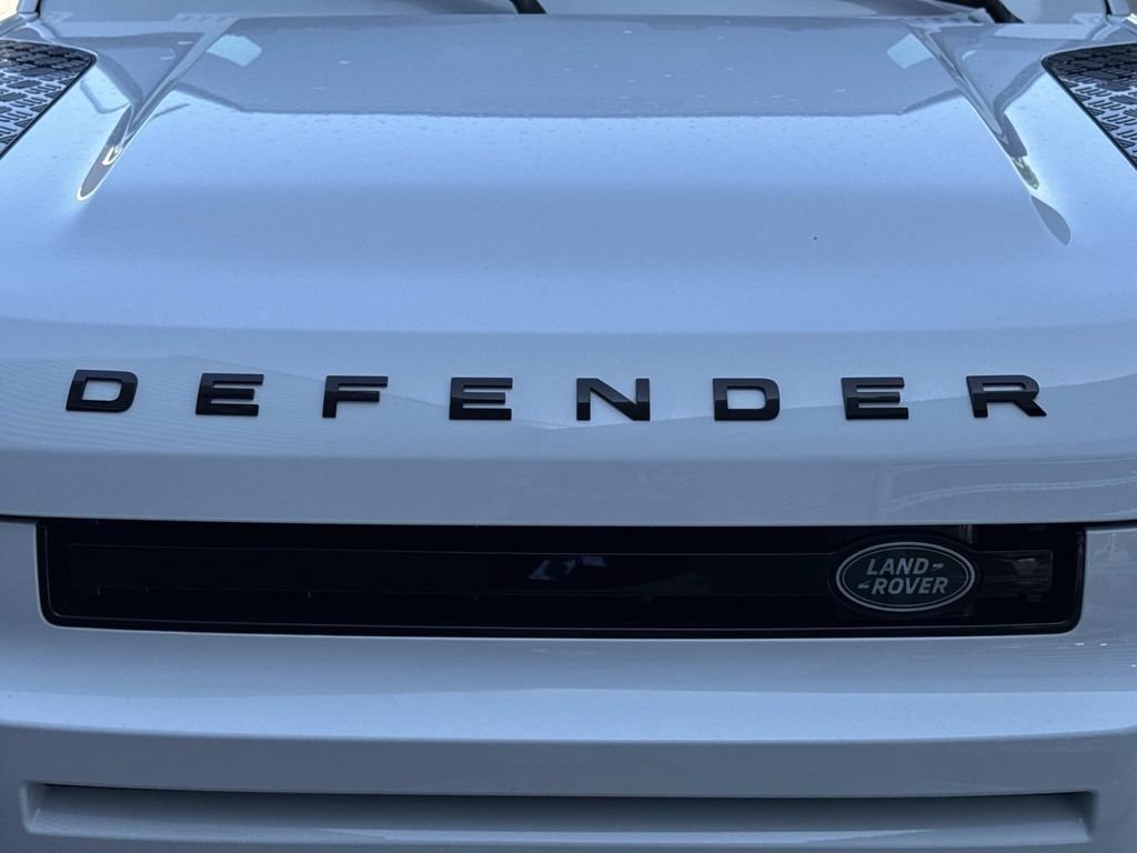 Certified 2023 Land Rover Defender 110 S AWD/4WD image 10