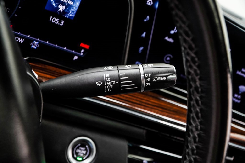 Used 2021 Cadillac Escalade Premium Luxury image 40