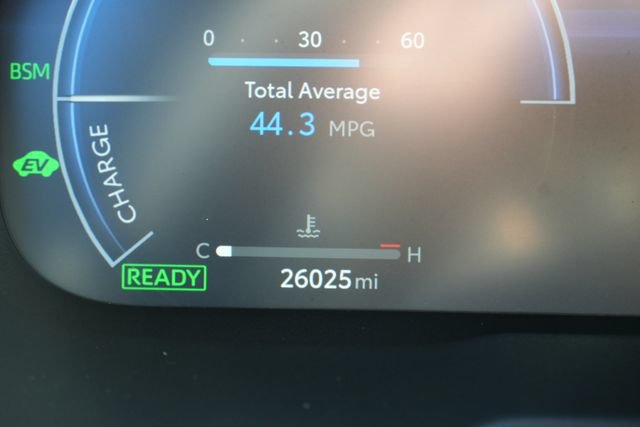 Used 2024 Toyota RAV4 Limited w/ Advanced Technology Package AWD/4WD image 33