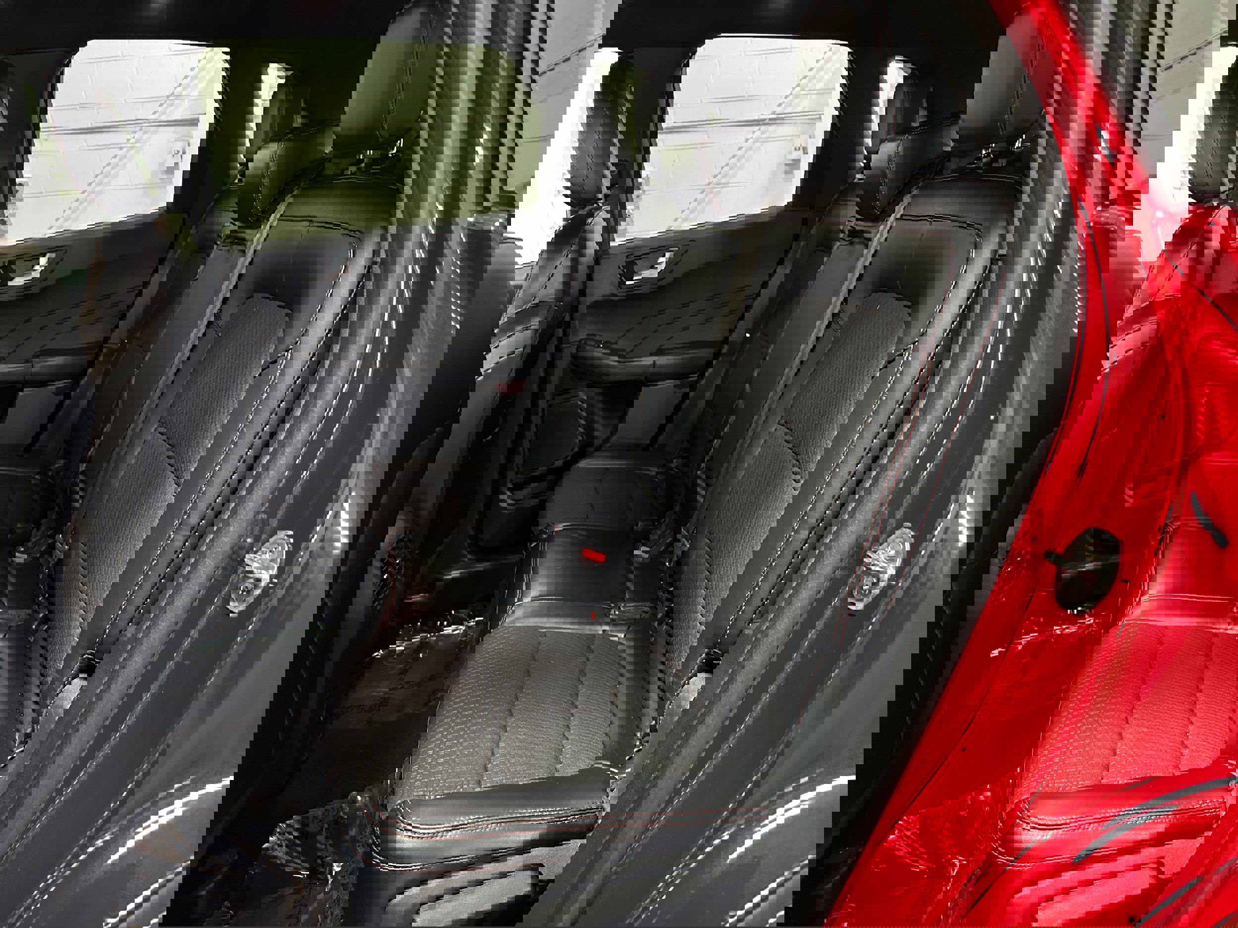 Certified 2024 Ford Escape ST-Line image 9