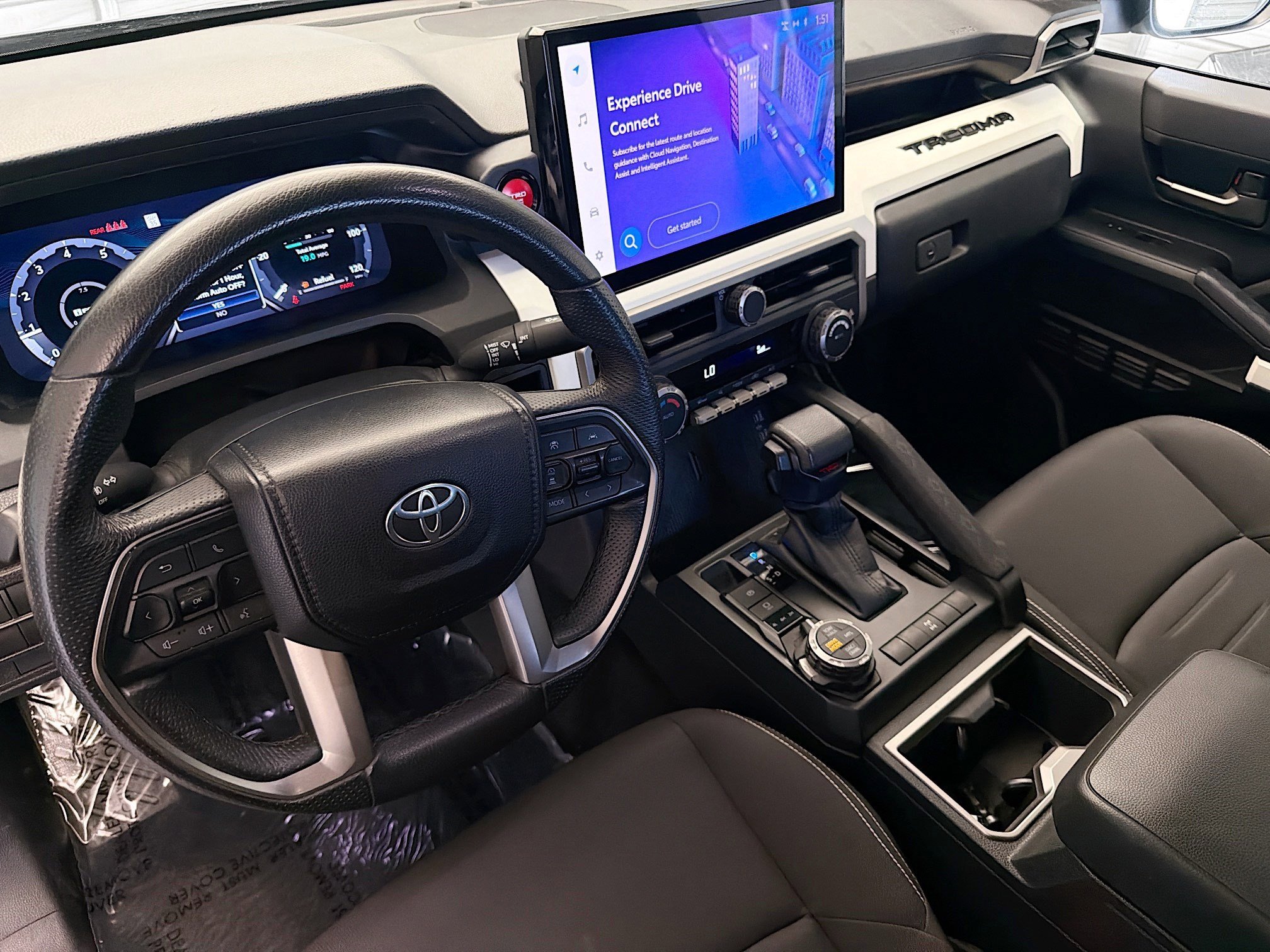 Used 2024 Toyota Tacoma TRD Off-Road image 6