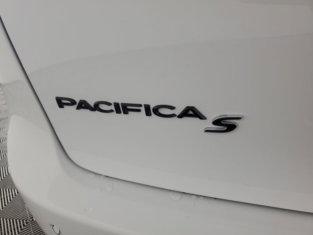 New 2026 Chrysler Pacifica Limited w/ S Appearance Package image 32