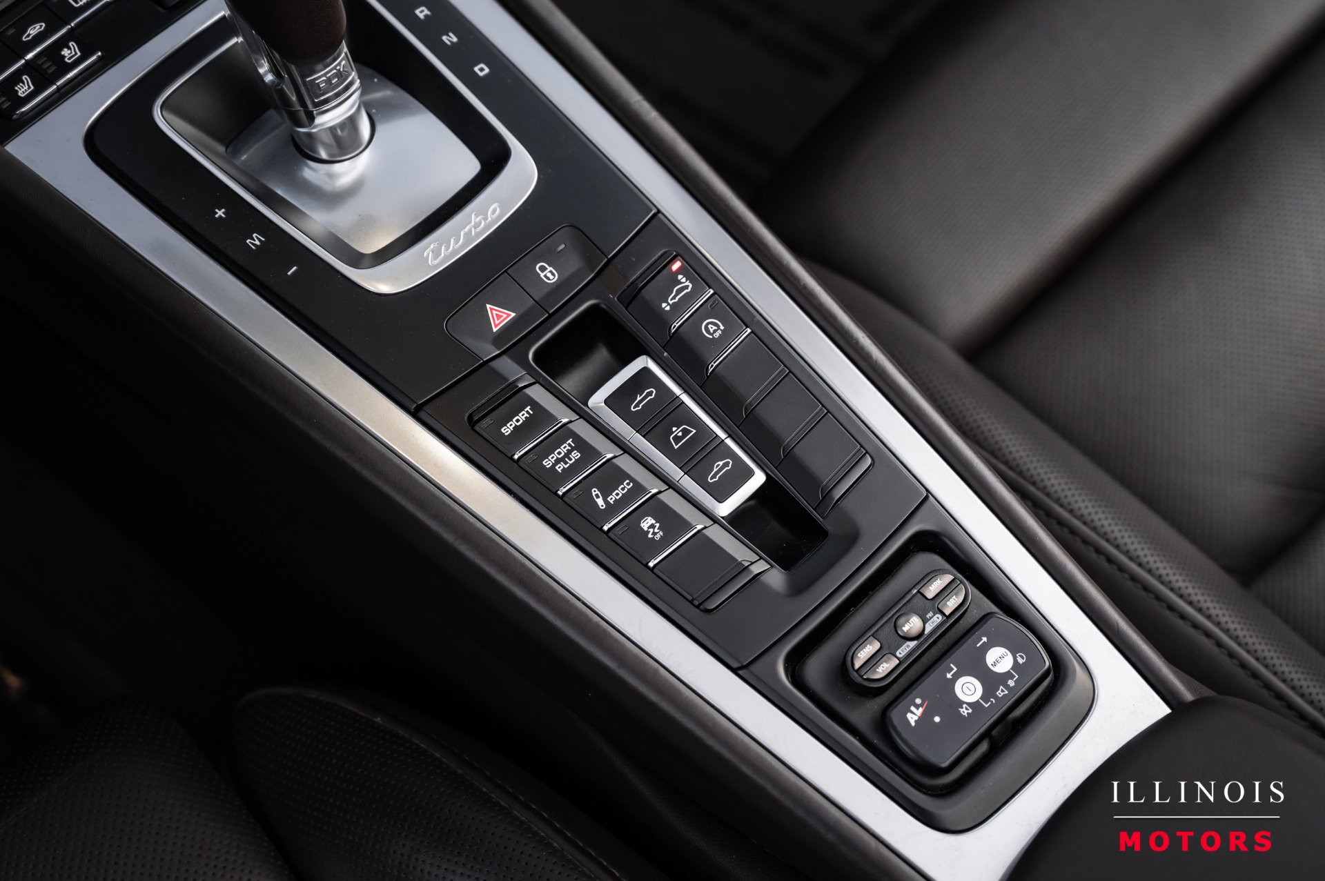 Used 2014 Porsche 911 Turbo image 23