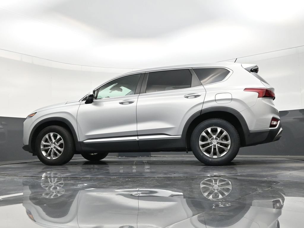 Used 2020 Hyundai Santa Fe SE w/ Cargo Package image 22