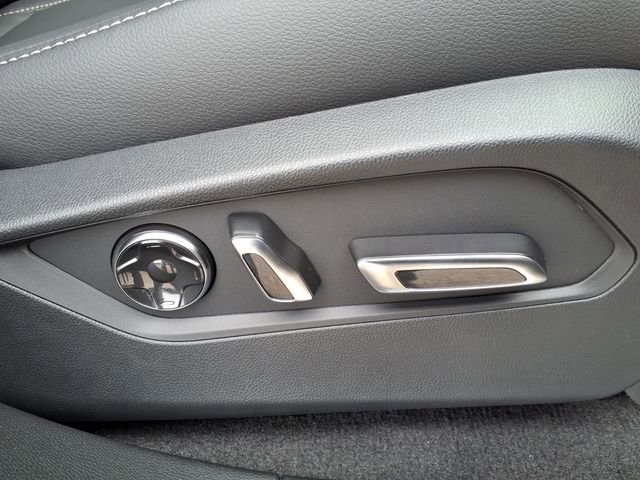 New 2026 Acura RDX SH-AWD image 8