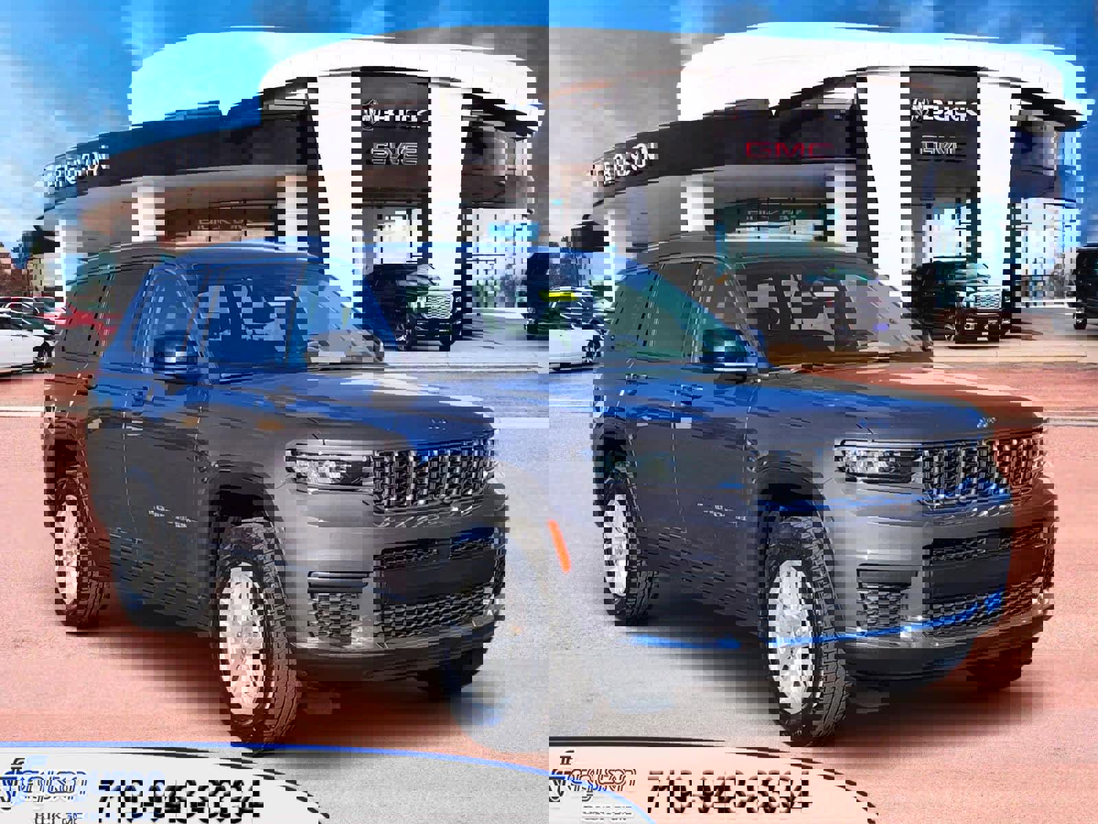 Used 2023 Jeep Grand Cherokee L Laredo image 1