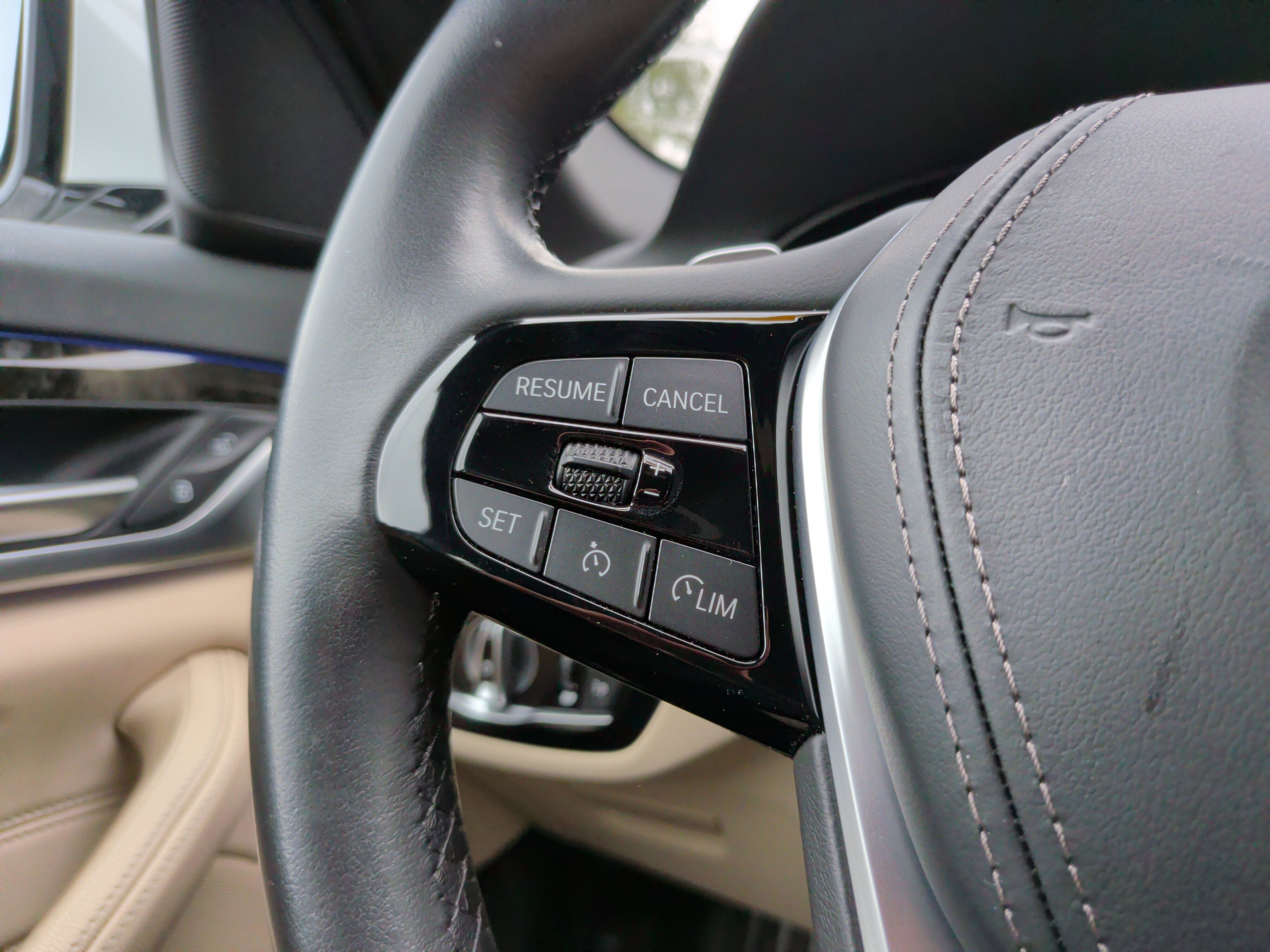 Used 2021 BMW 530i image 23