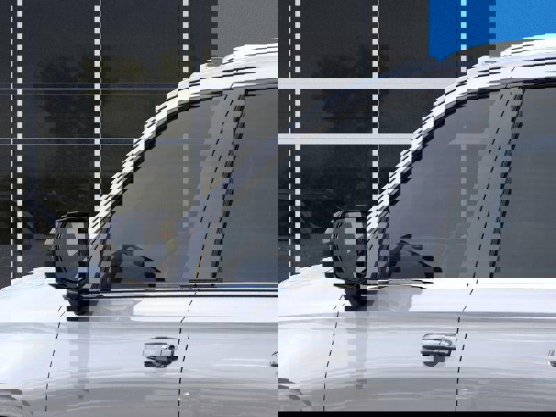 New 2026 Chevrolet Suburban LS image 12