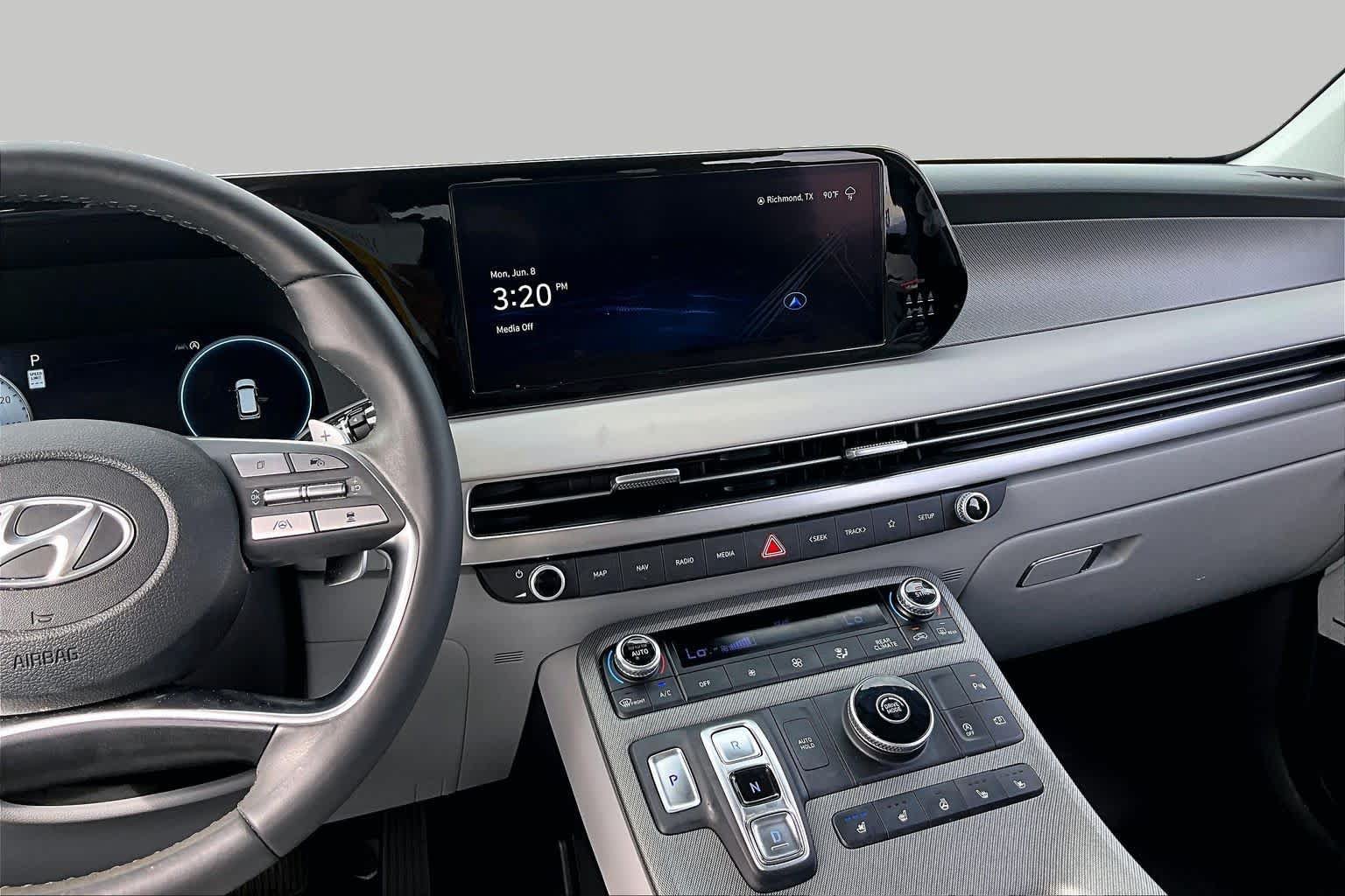 Used 2024 Hyundai Palisade SEL FWD image 7
