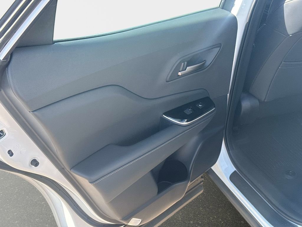 Used 2026 Toyota Crown XLE image 11